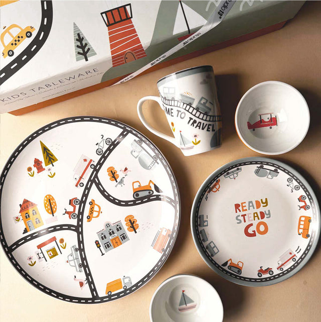 Time to Travel Children's Dinner Set